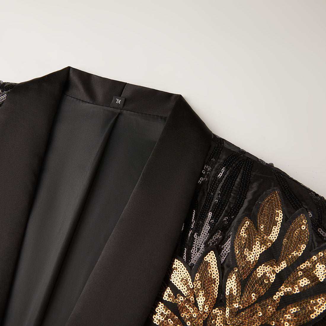 Men's 2 Pieces Sequin Golden Leaves Embroidery Slim Fit Tuxedo