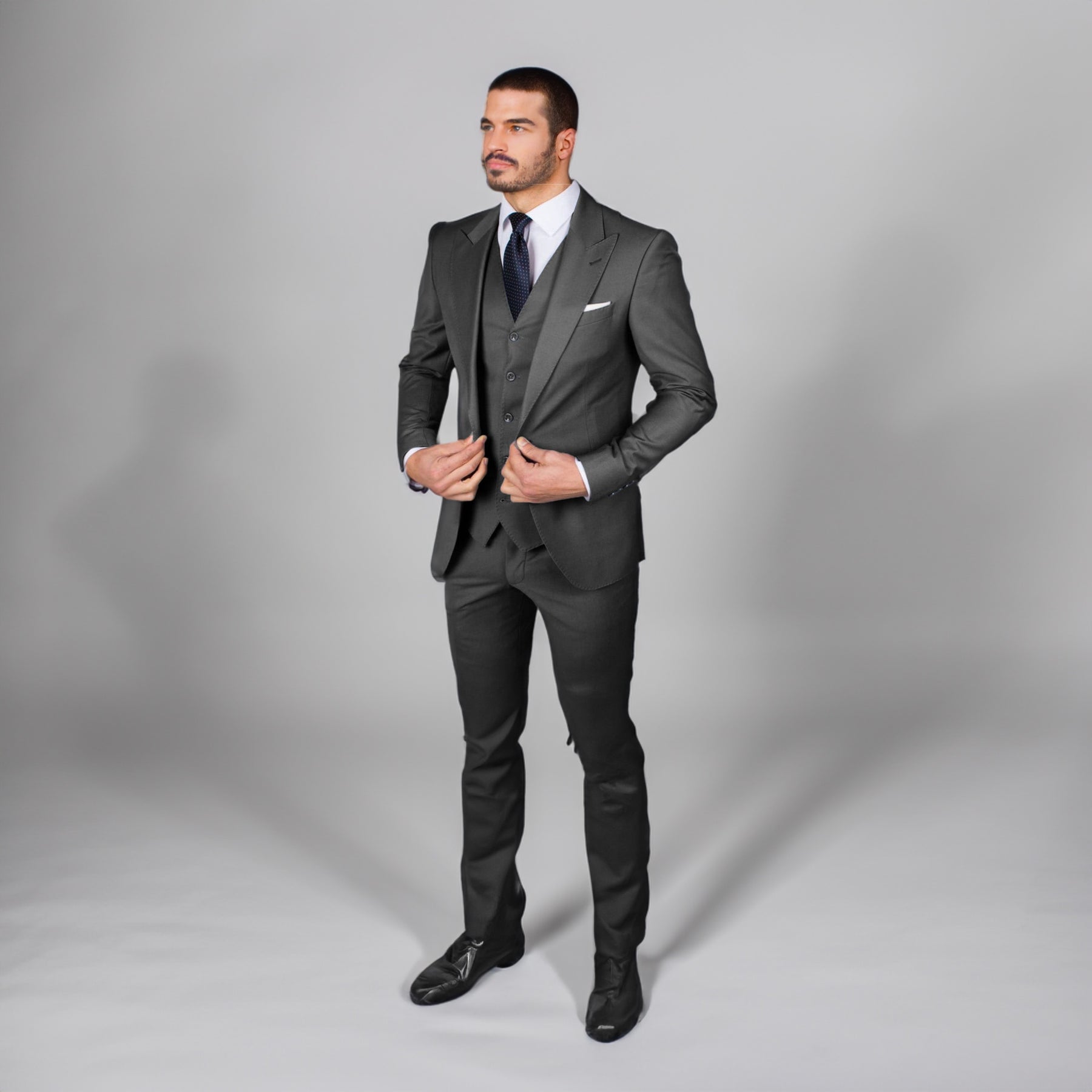 Business Men's 3 Pieces Mens Suit Peak Lapel Solid Tuxedos