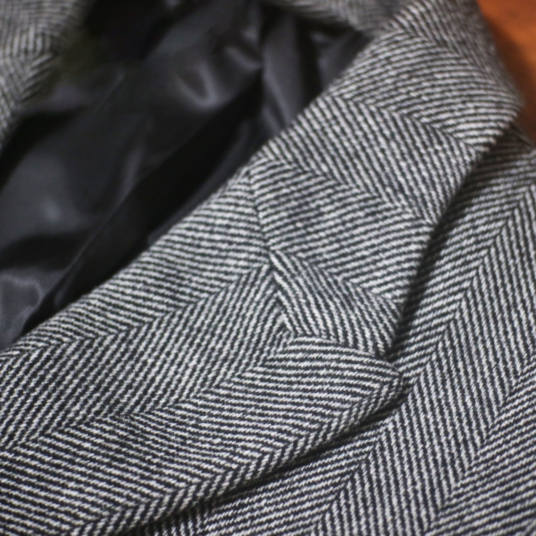 Men's Vintage Tweed Herringbone Double Breasted Long Overcoat