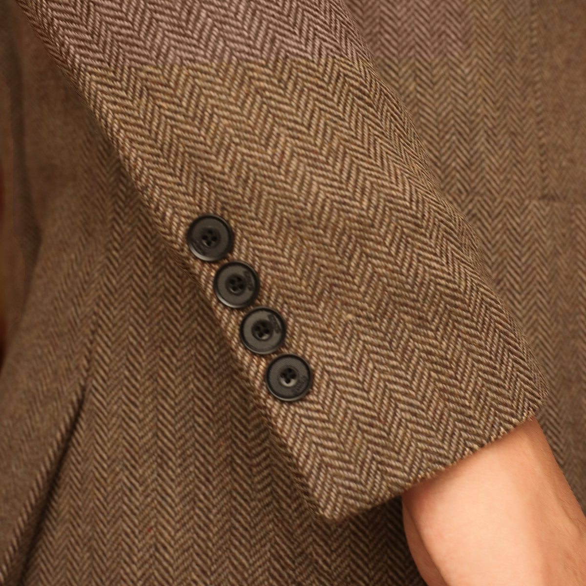 Men's Vintage Thickened 3 Pieces Herringbone Tweed Notch Lapel Suit