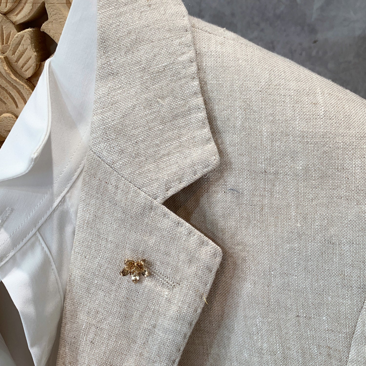 ジャケット・アウター short lame linen twill peaked lapel JK Easy-Going Jacket (Sand Linen) – Tombolo Company
