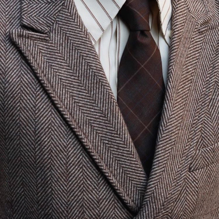 Men's Vintage Tweed Herringbone Double Breasted Peak Lapel Brown Thickened Waistcoat