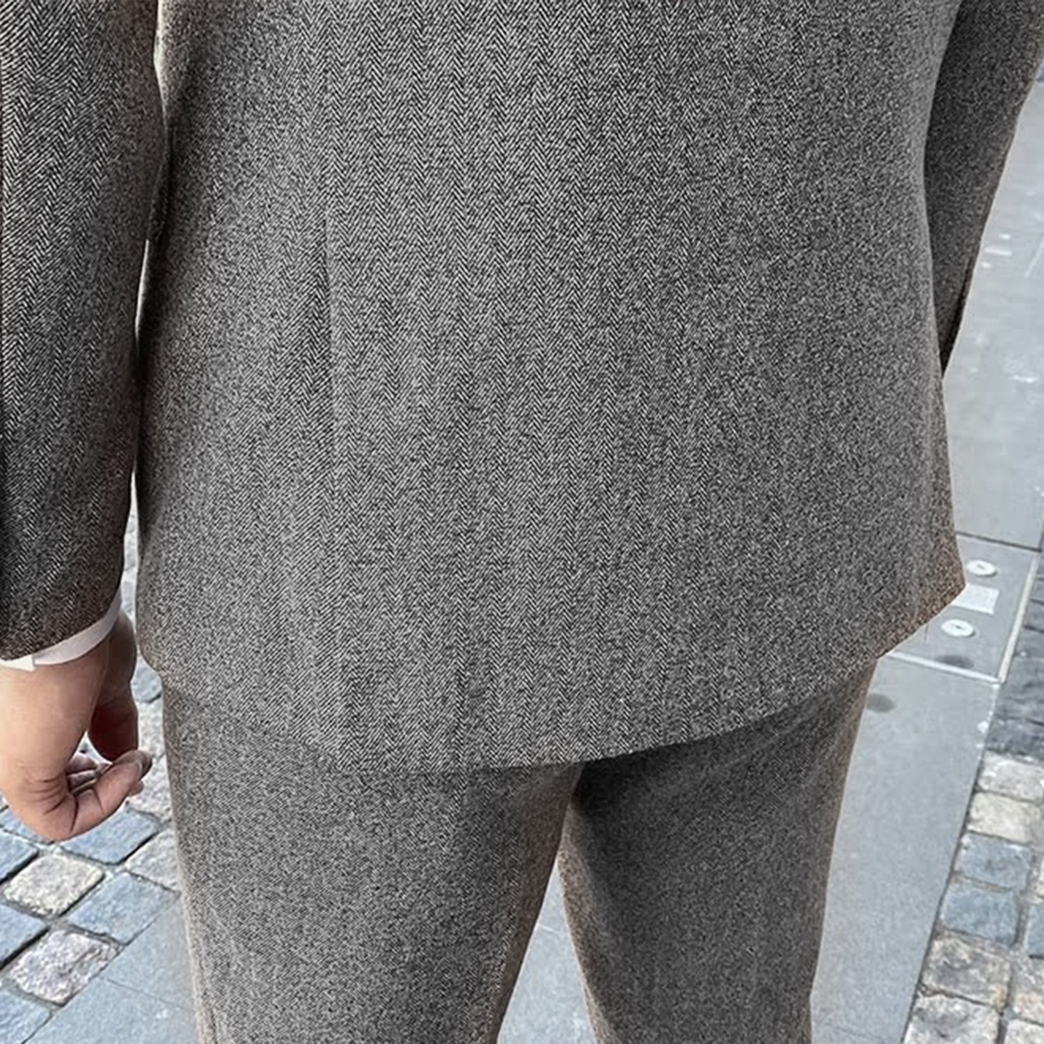 2 Pieces Double Breasted Herringbone Tweed Suit