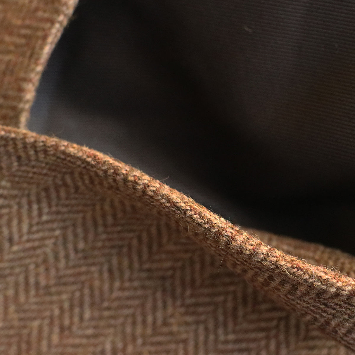 Men's Vintage Thickened 3 Pieces Herringbone Tweed Notch Lapel Suit